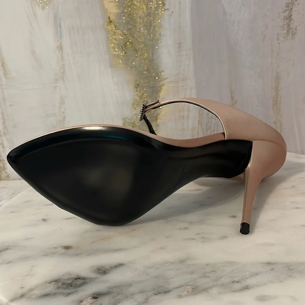 Saint Laurent Women's Tan Heels with Black Rose Detail - Picture 8 of 10